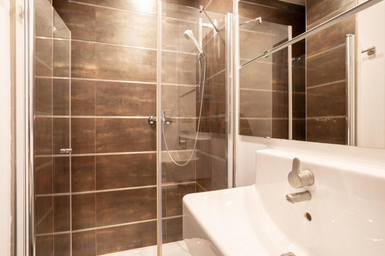Urbe10 Cister 1 Bedroom Apartment Malaga Exterior photo